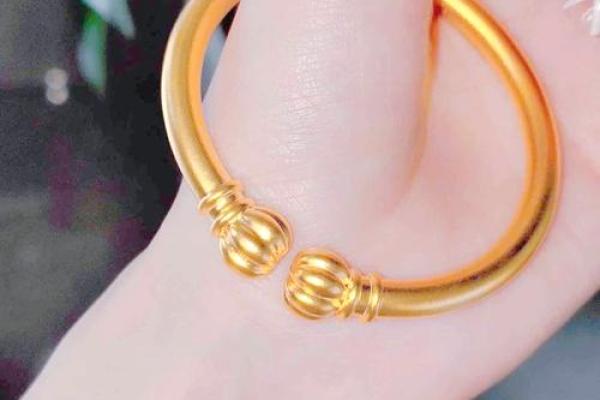 土命人士必看:选择适合你的珠宝,提升运势和魅力! 土命人士必看:选择适合你的珠宝,提升运势和魅力!